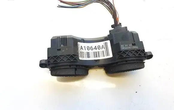 Ford Focus Windscreen/window heater switch 98ag19a945bg