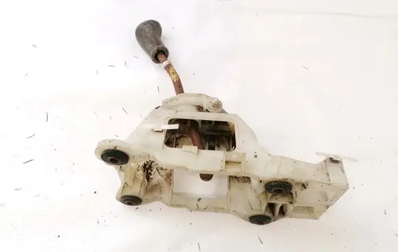 Mitsubishi Galant Gear shifter/selector