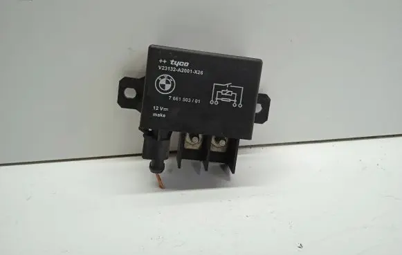 Coolant fan relay