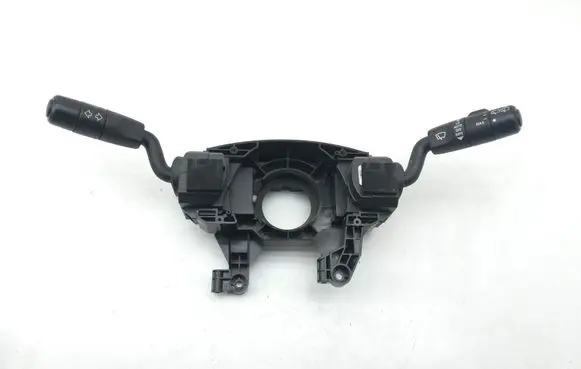 Land Rover Discovery 3 - LR3 Indicator stalk 8H2213N064AA XPB500500