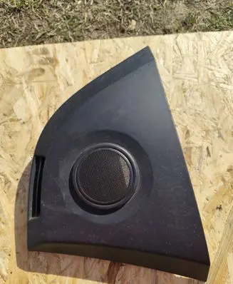 Renault Espace - Grand espace IV Side speaker trim/cover 8200122311 8200122308