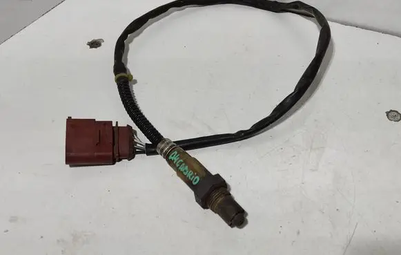 Audi A6 S6 C5 4B Lambda probe sensor 058906265C 0258006305