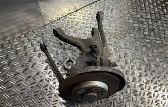 Audi A5 Sportback 8TA Rear wheel hub spindle/knuckle 8K0505311J