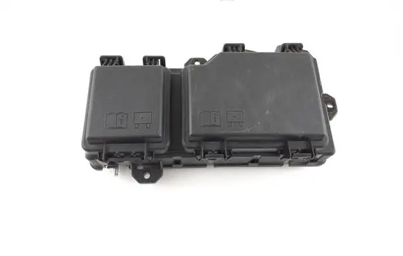 Land Rover Evoque II Fuse module K8D214A073AC K8D2-14A073-AC 35193116