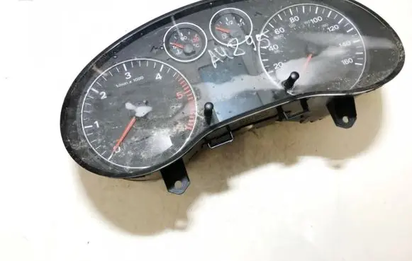 Audi A3 S3 8P Speedometer (instrument cluster) 8p0920981b 2c530885879