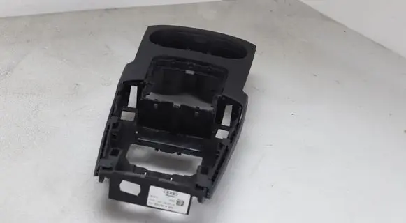 Audi A3 S3 8V Other center console (tunnel) element 8V1864261A