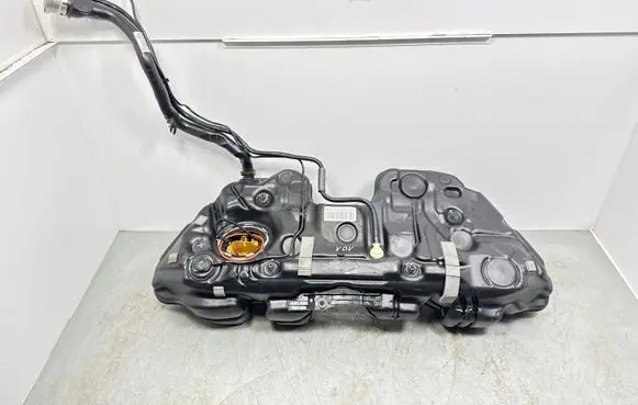 Mercedes-Benz C W205 Fuel tank A2054700501