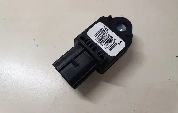 Lexus IS 220D-250-350 Airbag deployment crash/impact sensor 8983102020