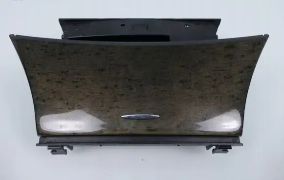 Mercedes-Benz CLS C219 Car ashtray A2116802852