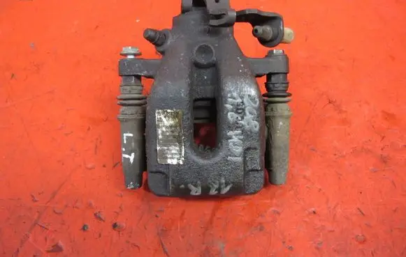 Peugeot 208 Rear brake caliper