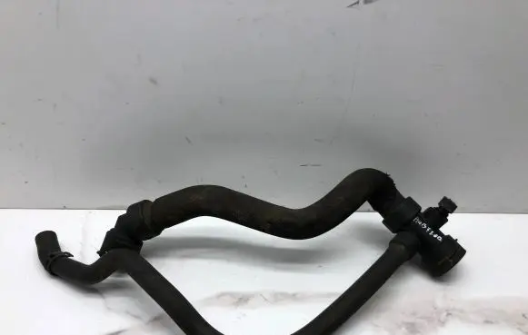 Audi A4 S4 B7 8E 8H Engine coolant pipe/hose 8E0121049T