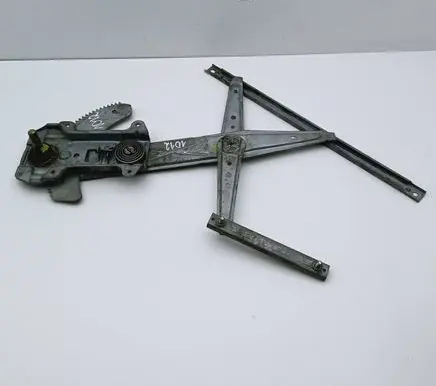 Nissan Micra Front door manual window regulator 