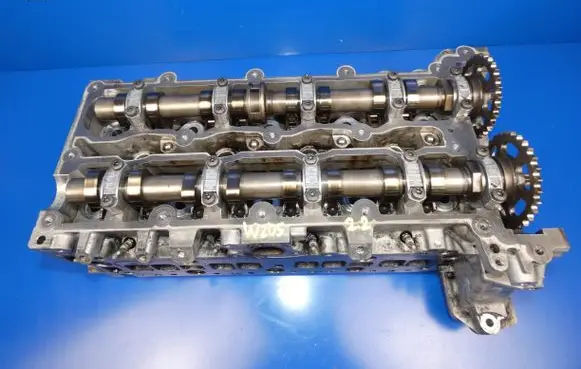 Mercedes-Benz C W205 Engine head R6510160201
