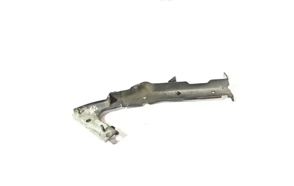 Audi A5 Sportback 8TA Fender mounting bracket 8T0821135C 8T0821135