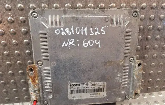 Renault Espace - Grand espace IV Engine control unit/module S25081604 0281011325 8200309318