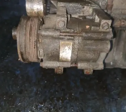 Ford Escort Air conditioning (A/C) compressor (pump)