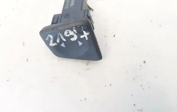 Fiat 500 Electric window control switch b883