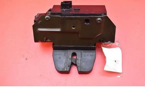Tailgate/trunk/boot lock/catch/latch