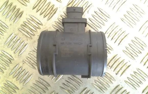 Alfa Romeo Giulietta Mass air flow meter 0281006054