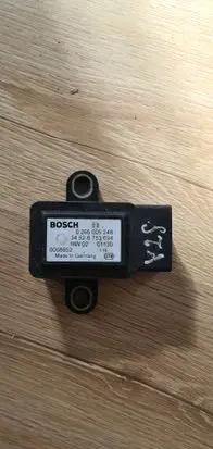BMW 3 E46 ESP acceleration yaw rate sensor 6753694