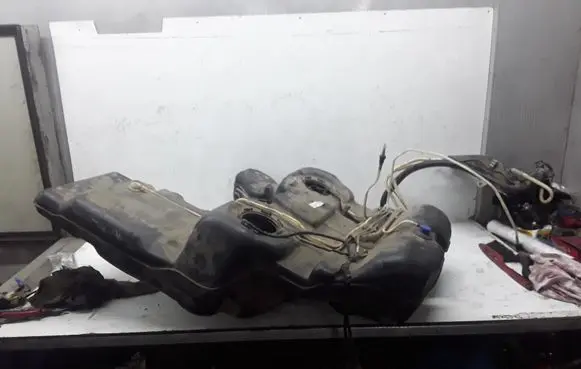 Porsche Cayenne (9PA) Fuel tank 