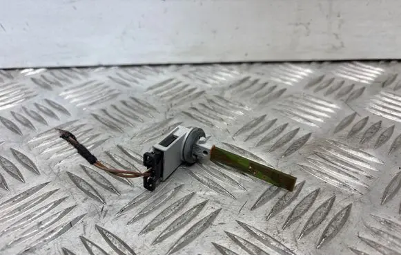 Volkswagen Golf V Interior temperature sensor 4B0820539