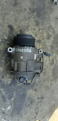 Mercedes-Benz C W204 Air conditioning (A/C) compressor (pump) A0022303211