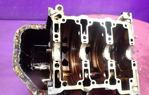 Volkswagen Polo Oil sump 03D103166C