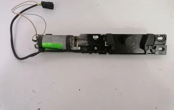 BMW 7 E38 Central locking motor 3902013
