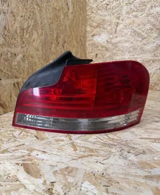 BMW 1 E82 E88 Rear/tail lights 6924520 2VP00961502