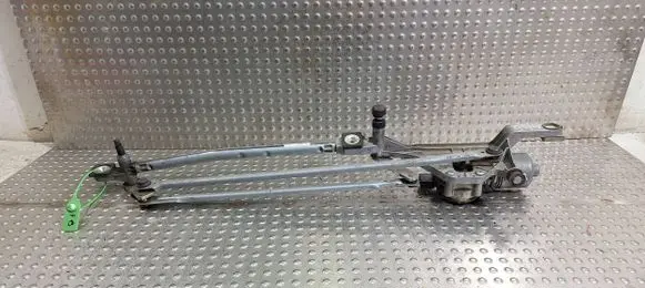 Front wiper linkage