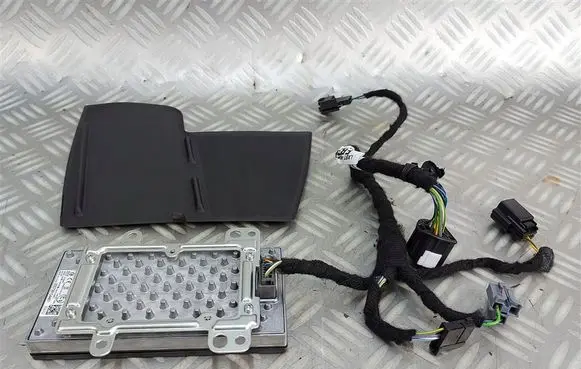 Ford Kuga III Wireless charging module M1PT-19J235-AA