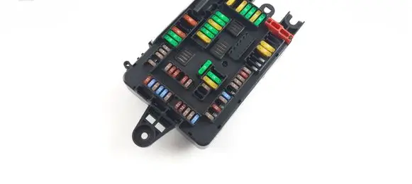 BMW X5 F15 Fuse module 6819651 61146819651