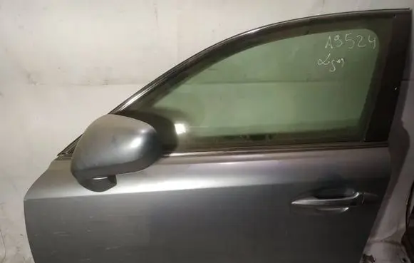 Lexus IS 220D-250-350 Front door pilkos