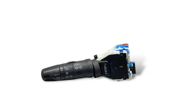Nissan X-Trail T31 Indicator stalk 14425