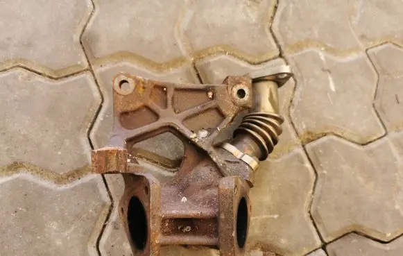 Volkswagen Phaeton Exhaust manifold 059131799P