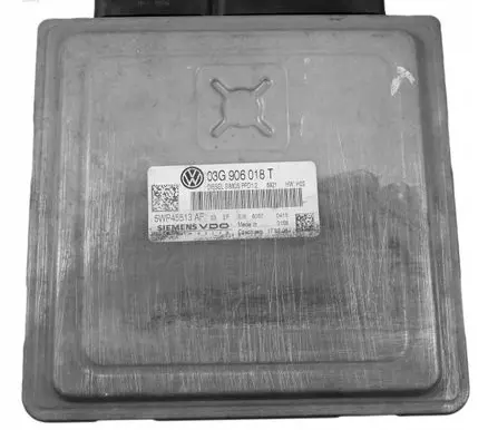 Volkswagen PASSAT B6 Engine control unit/module 03G906018T 5WP45513AF