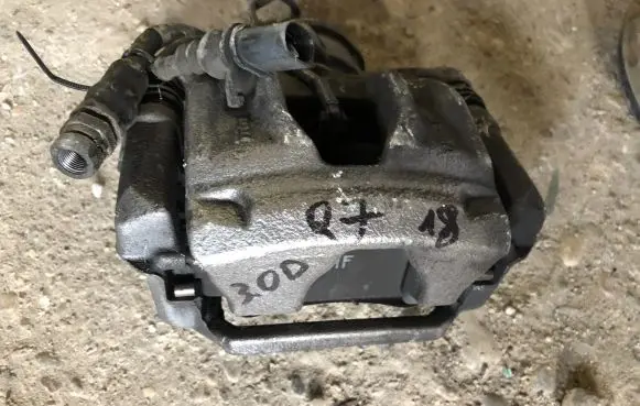 Rear brake caliper