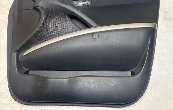 Toyota Corolla Verso AR10 Front door card panel trim 677770F010
