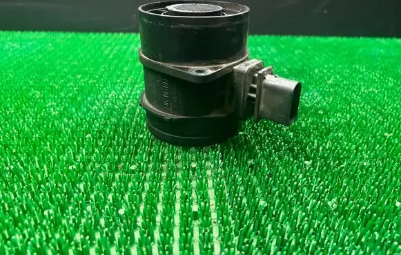 Volkswagen Crafter Mass air flow meter 0281002896 25701278