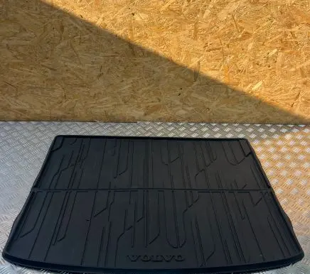 Volvo V40 Rubber trunk/boot mat liner 31305873