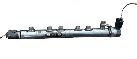 BMW 3 E90 E91 Fuel main line pipe 0445214184 7809129