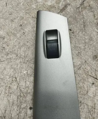 Toyota Corolla E120 E130 Electric window control switch 7423102280