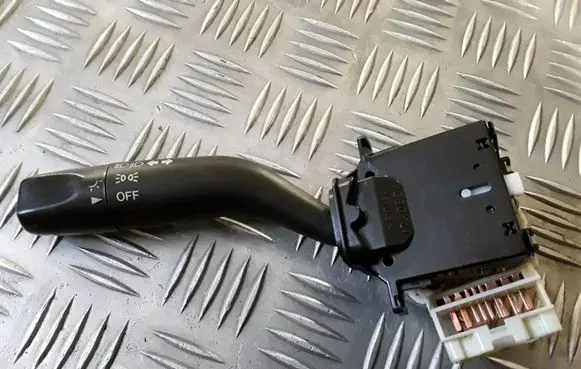 Mazda 6 Indicator stalk 17A0894