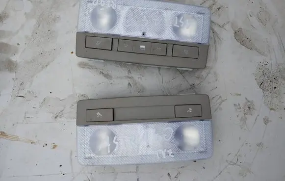Vauxhall Astra J Front seat light 