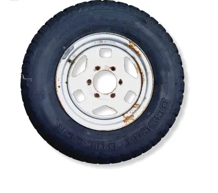 Isuzu Trooper R15 spare wheel 