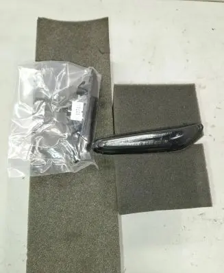 BMW 3 E90 E91 Front fender indicator light 4441413PXA 4441113PX22 1P8RSE87040
