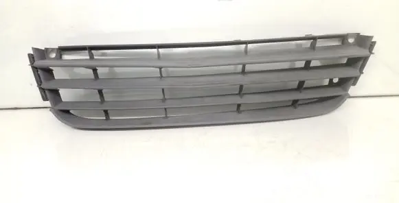 Volkswagen Touran I Front bumper lower grill 1T0853677 DNW14986