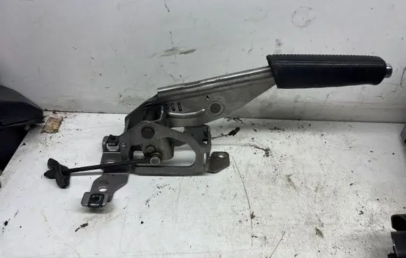 Skoda Octavia Mk2 (1Z) Handbrake/parking brake lever assembly 1Z1711303