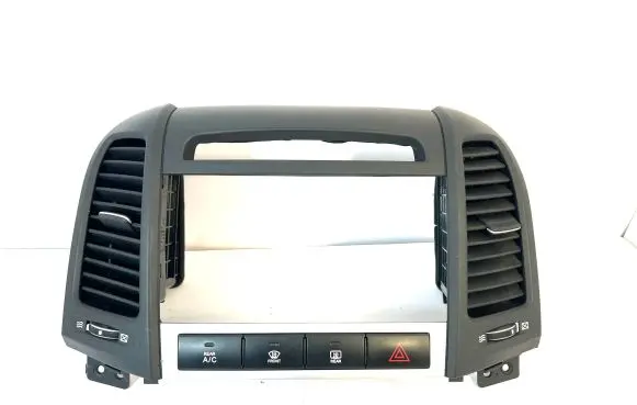 Hyundai Santa Fe Dash center air vent grill 974202B900
